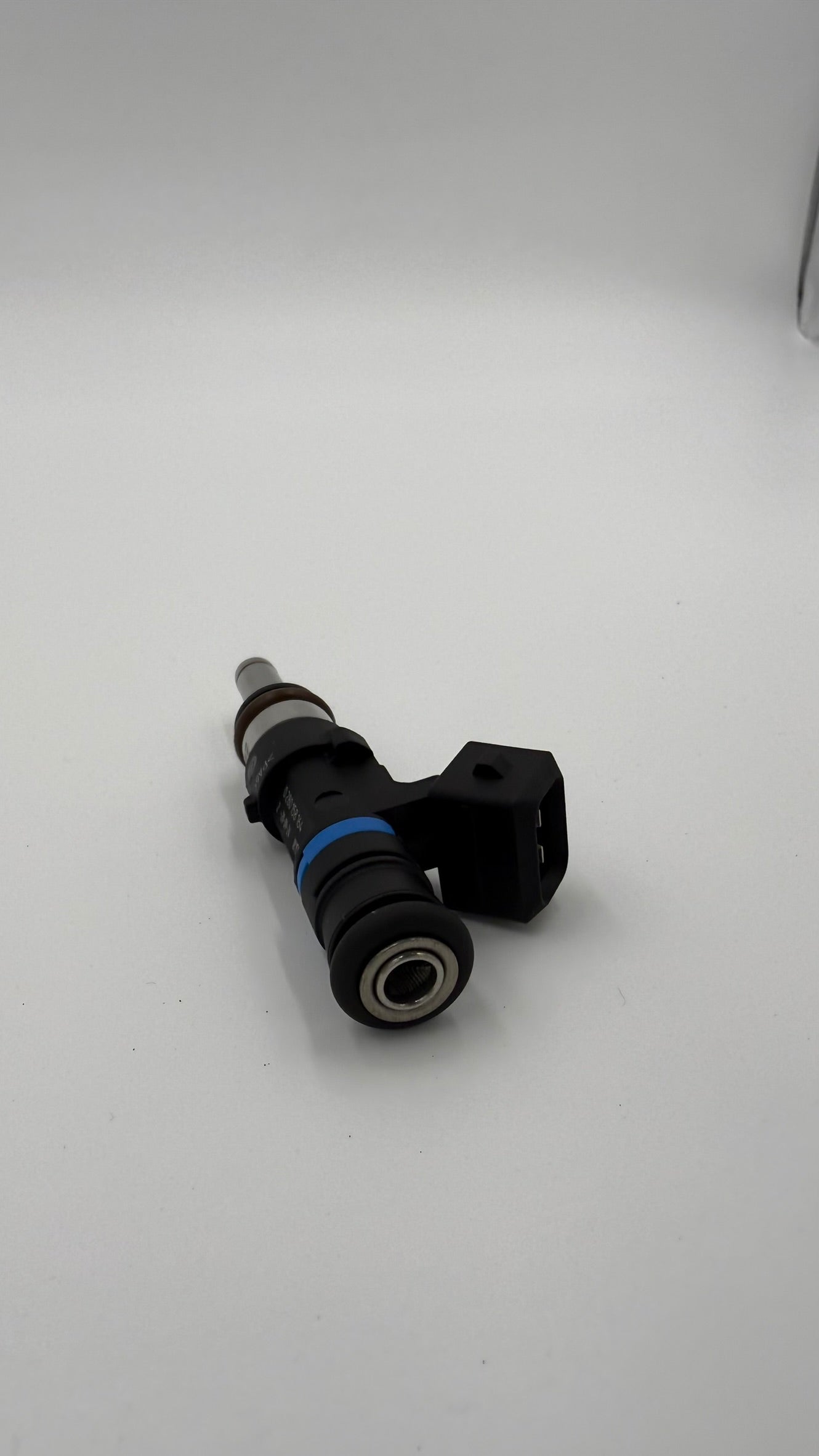 BMW M3 E92/E90 Genuine Bosch Injectors with ASNU filters (Full Set of 8)